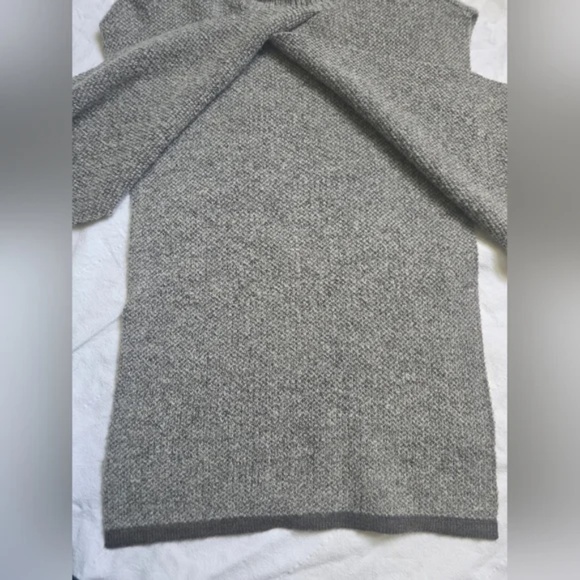 Turtleneck Wrap - Picture 7 of 10